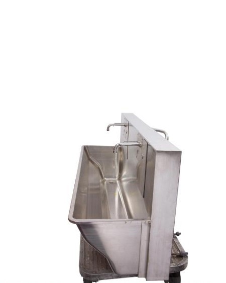 Large sluice Sink